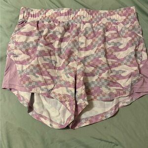 Women's large Camouflage Patterned Shorts